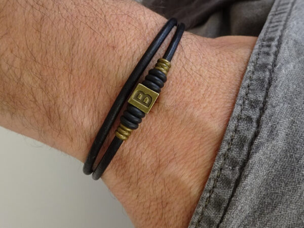INITIAL LETTER LEATHER BRACELET BLACK 3