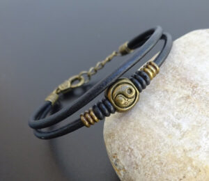 Bronze Yin Yang Leather Bracelet