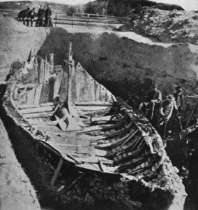 GOKSTAD VIKING SHIP