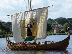 SNEKKIA VIKING SHIPS