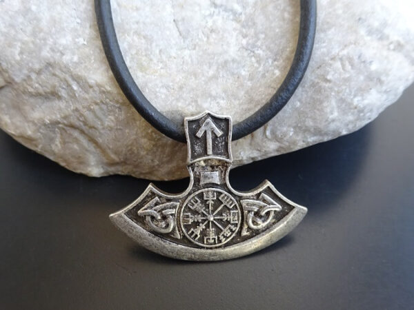 viking necklace vegvisir tiwaz 16