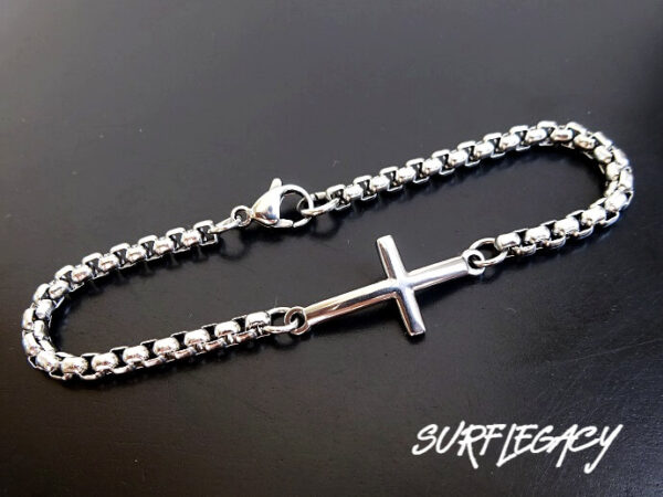small cross bracelet