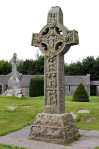 celtic cross clonmacnoise