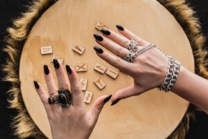 rune reading tips